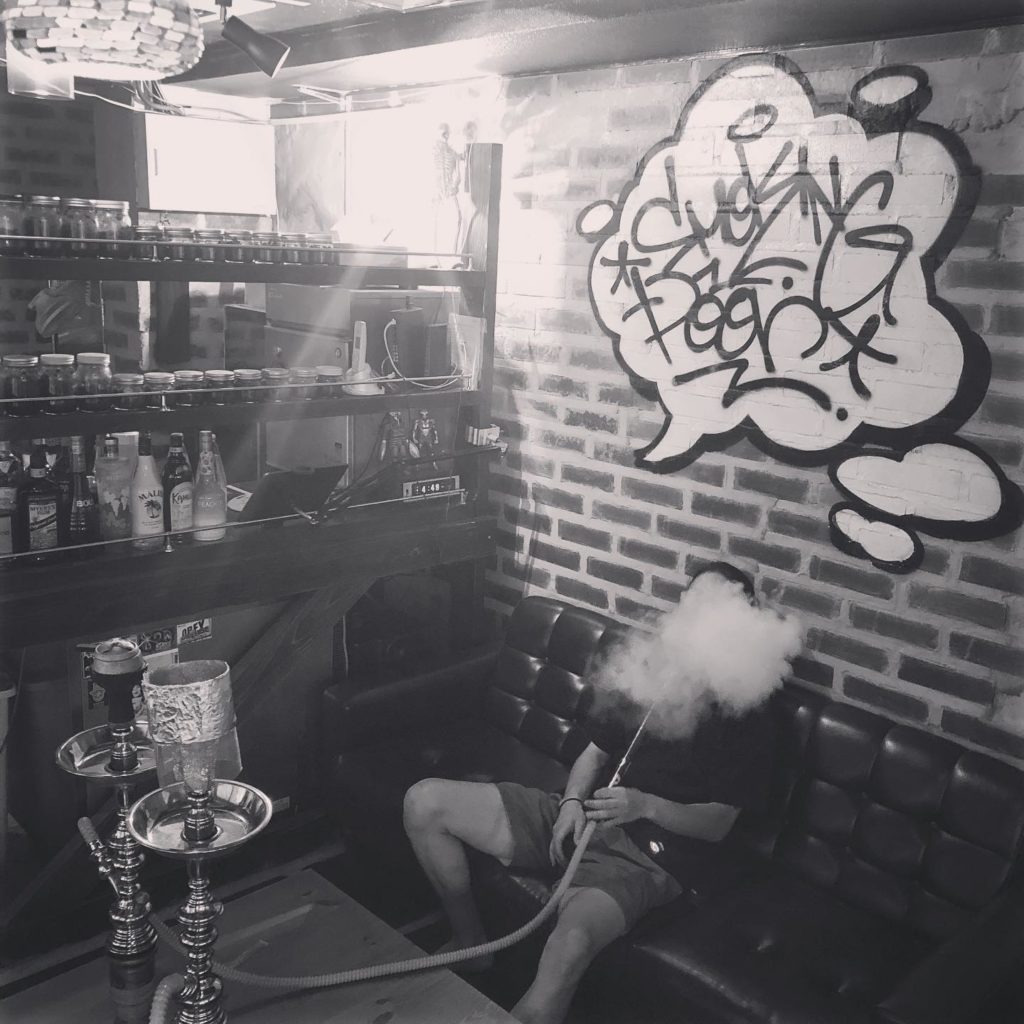 smoking Poor スモーキングプアー シーシャ　shisha 水タバコ　京都　シーシャバー　シーシャカフェ　シーシャ専門店